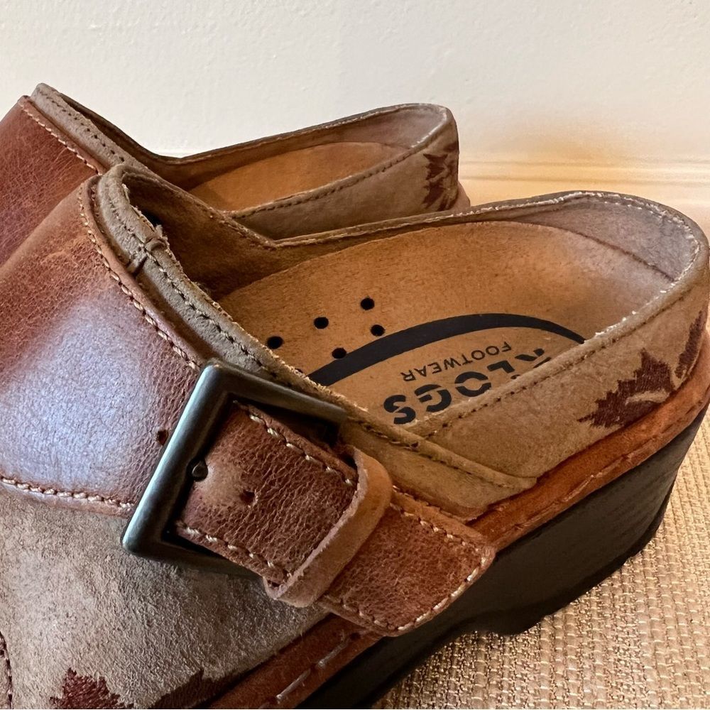 KLOGS woman’s Size 7.5 Clog Leather Upper Embroidered Brown with Buckle “Austin” - Picture 15 of 16